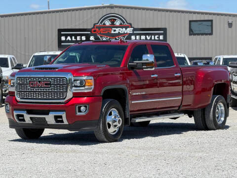 2019 GMC Sierra 3500HD Denali 4WD photo