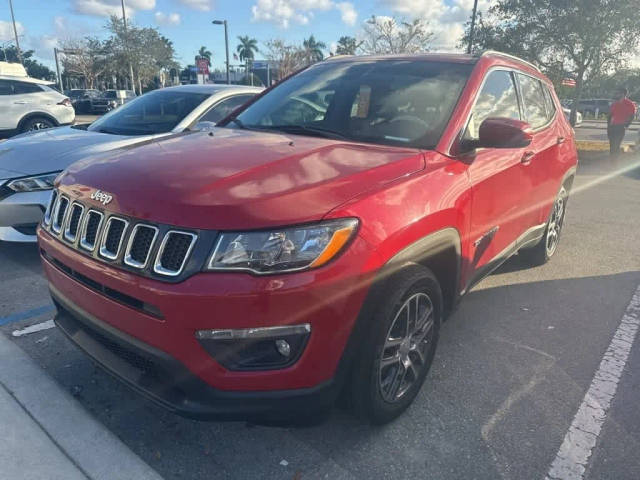 2018 Jeep Compass Latitude w/Sun/Wheel Pkg FWD photo