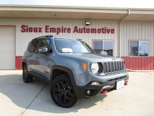 2018 Jeep Renegade Trailhawk 4WD photo