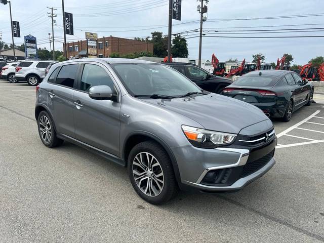 2018 Mitsubishi Outlander Sport ES 2.0 FWD photo
