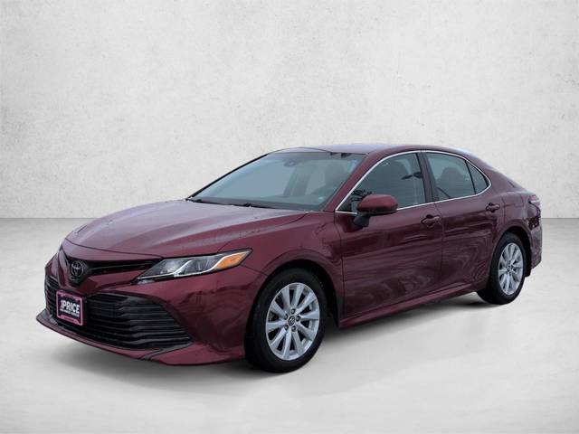 2018 Toyota Camry LE FWD photo
