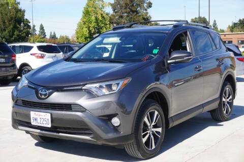 2018 Toyota RAV4 XLE AWD photo