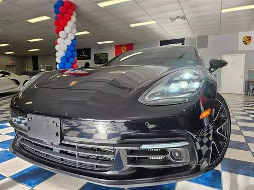 2018 Porsche Panamera 4S AWD photo