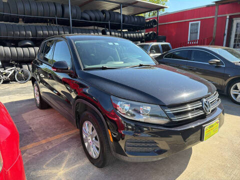 2018 Volkswagen Tiguan FWD photo