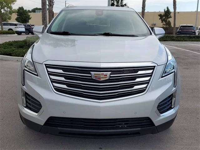 2019 Cadillac XT5 Luxury FWD FWD photo