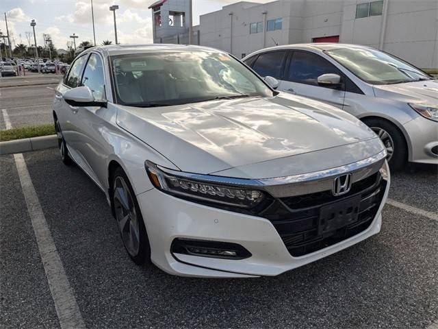 2018 Honda Accord Touring 1.5T FWD photo