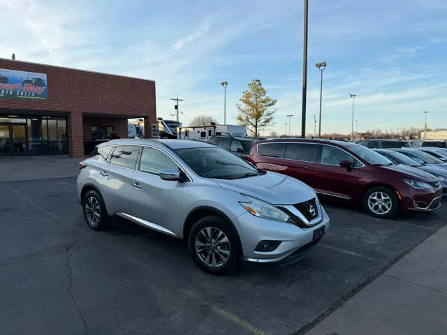 2017 Nissan Murano SV FWD photo