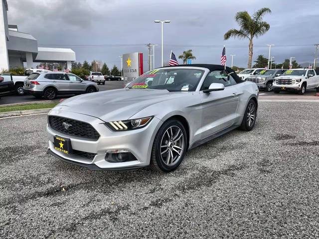 2017 Ford Mustang EcoBoost Premium RWD photo