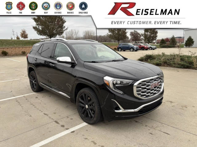 2018 GMC Terrain Denali AWD photo