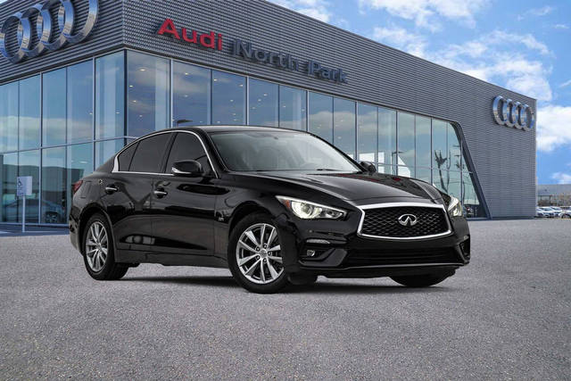 2018 Infiniti Q50 2.0t PURE RWD photo