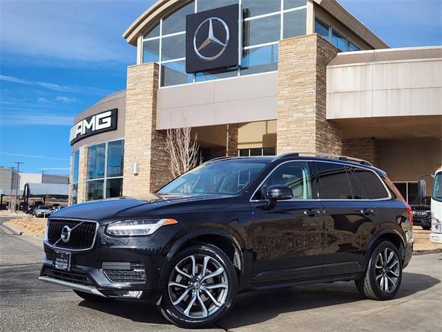 2016 Volvo XC90 T6 Momentum AWD photo