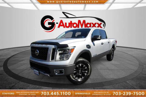 2017 Nissan Titan PRO-4X 4WD photo