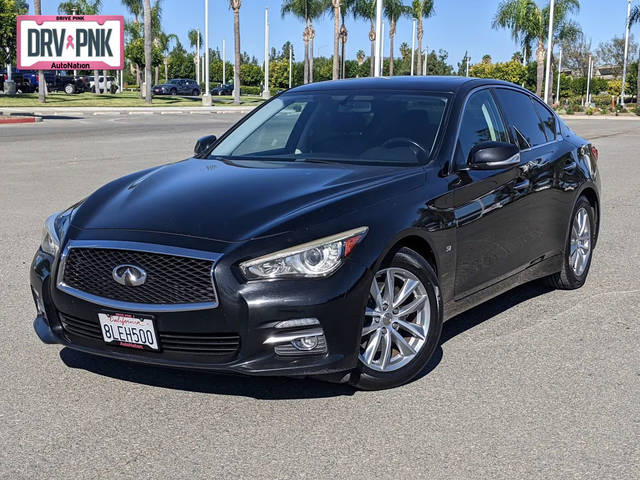 2015 Infiniti Q50  RWD photo