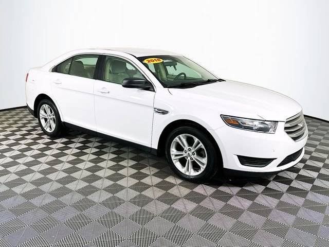 2018 Ford Taurus SE FWD photo