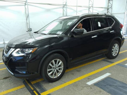 2018 Nissan Rogue SV FWD photo