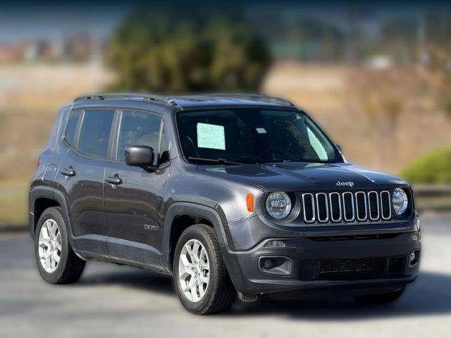 2018 Jeep Renegade Latitude FWD photo