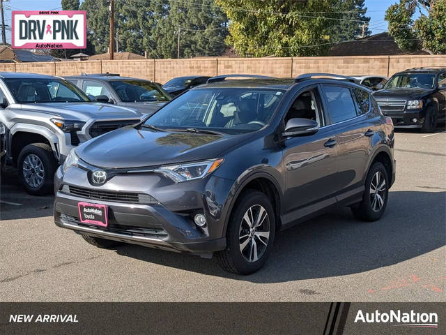 2018 Toyota RAV4 XLE FWD photo