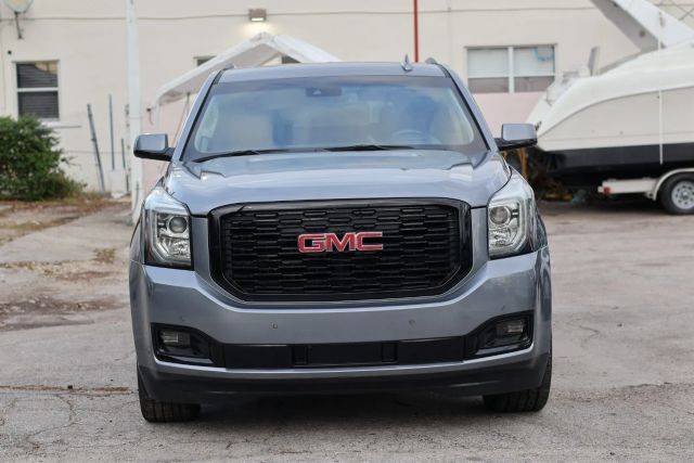 2018 GMC Yukon XL Denali RWD photo