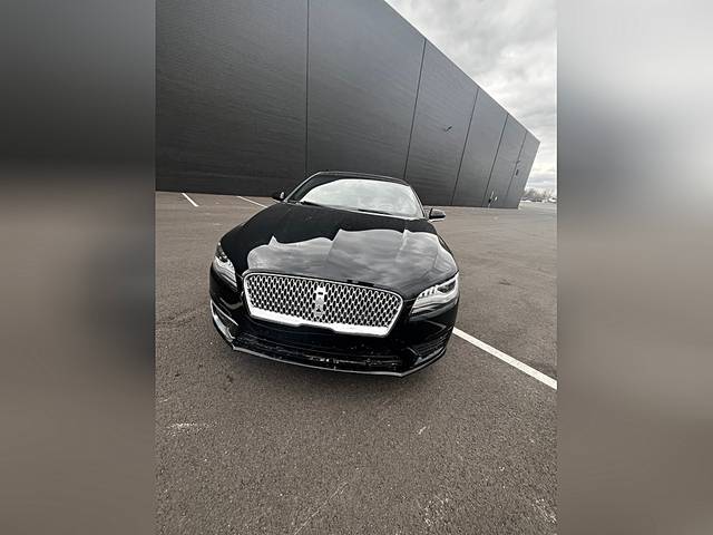 2018 Lincoln MKZ Reserve FWD photo