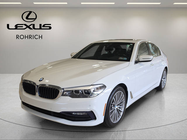 2018 BMW 5 Series 530i xDrive AWD photo