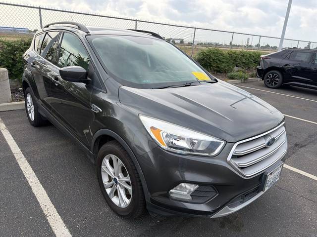 2018 Ford Escape SE FWD photo