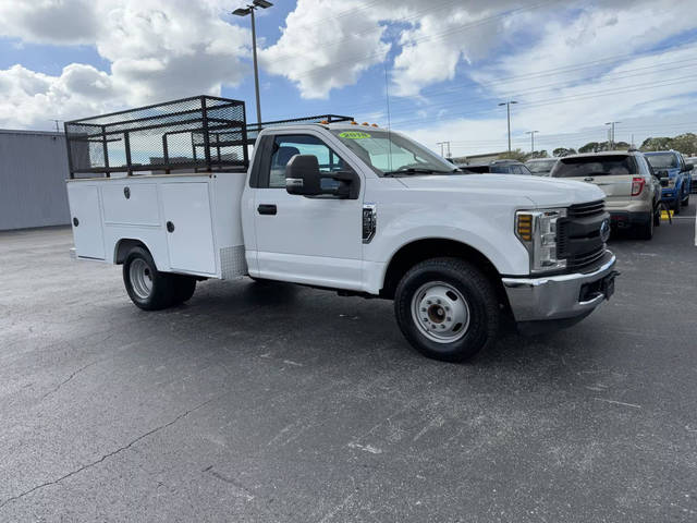 2018 Ford F-350 Super Duty XL RWD photo