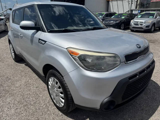 2015 Kia Soul Base FWD photo