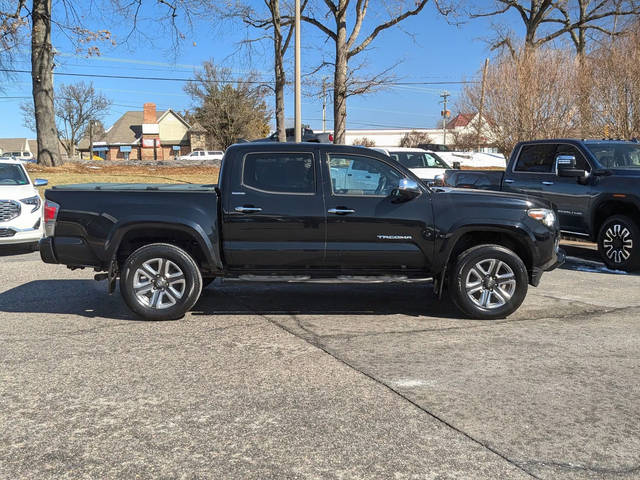 2018 Toyota Tacoma Limited 4WD photo