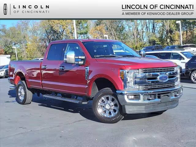 2018 Ford F-250 Super Duty LARIAT 4WD photo