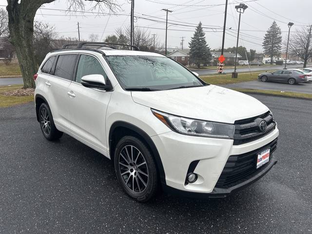 2018 Toyota Highlander SE AWD photo