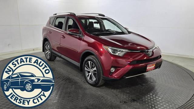 2018 Toyota RAV4 XLE AWD photo