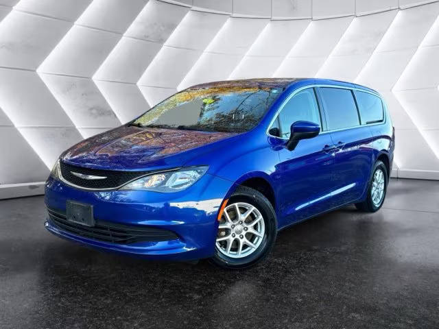 2018 Chrysler Pacifica Minivan LX FWD photo