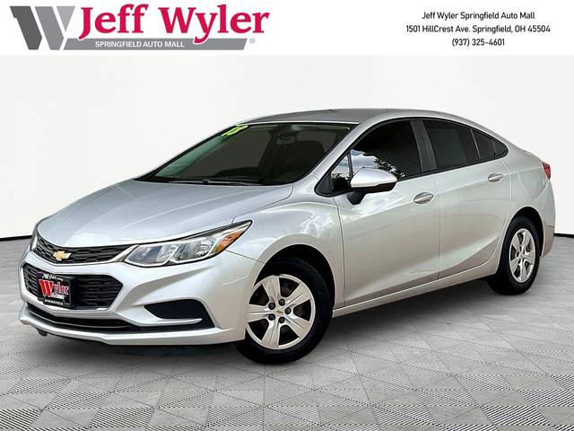 2018 Chevrolet Cruze LS FWD photo