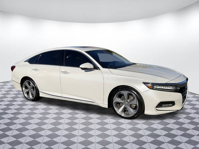 2018 Honda Accord Touring 1.5T FWD photo