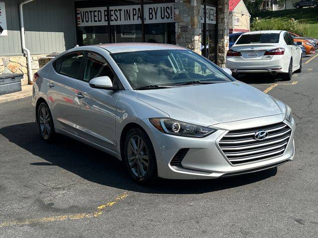 2018 Hyundai Elantra SEL FWD photo