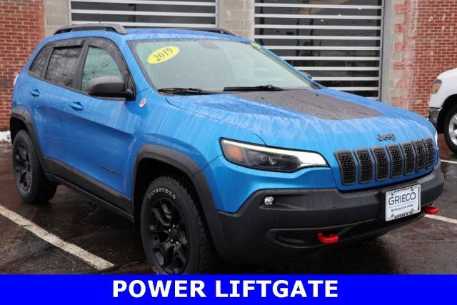 2019 Jeep Cherokee Trailhawk 4WD photo