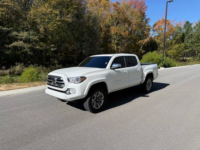 2018 Toyota Tacoma SR 4WD photo