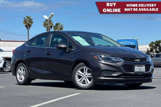 2016 Chevrolet Cruze LT FWD photo