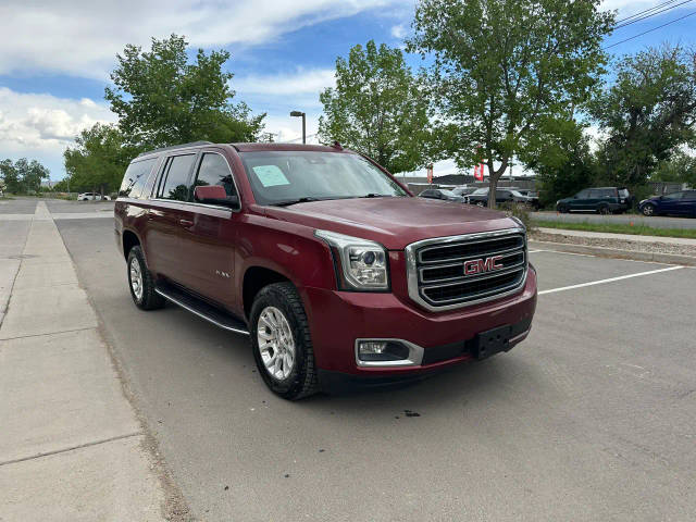 2017 GMC Yukon XL SLT 4WD photo