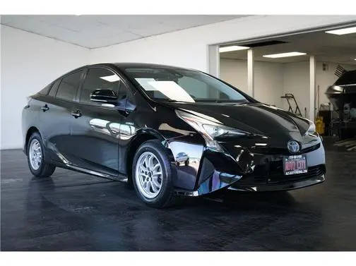 2017 Toyota Prius Two FWD photo