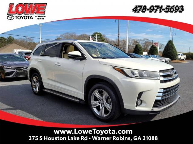 2018 Toyota Highlander Limited Platinum FWD photo