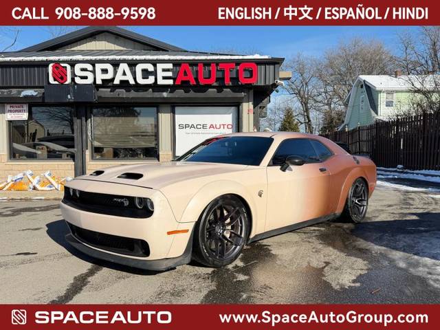 2018 Dodge Challenger SRT Hellcat Widebody RWD photo