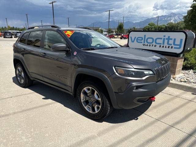 2019 Jeep Cherokee Trailhawk 4WD photo