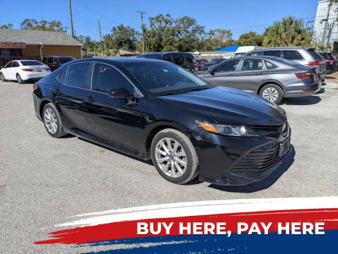 2018 Toyota Camry LE FWD photo