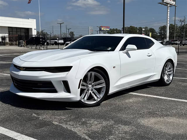 2018 Chevrolet Camaro 1LT RWD photo