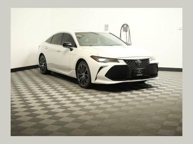 2019 Toyota Avalon Touring FWD photo