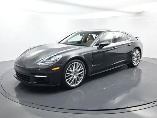 2018 Porsche Panamera 4S AWD photo