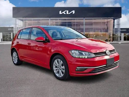 2018 Volkswagen Golf SE FWD photo