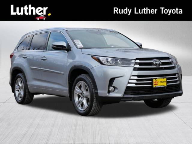 2018 Toyota Highlander Limited AWD photo