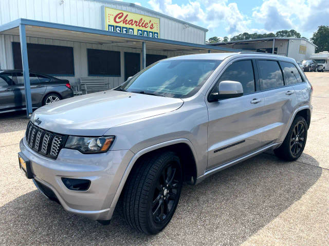 2018 Jeep Grand Cherokee Altitude RWD photo